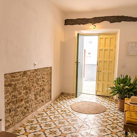 Casa Rural La Artistica, Alojamiento Y Arte Fuenteheridos Eksteriør bilde